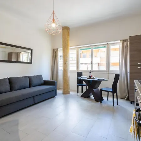 Appartamento New Opening! Close To St Peter & Free Netflix Roma